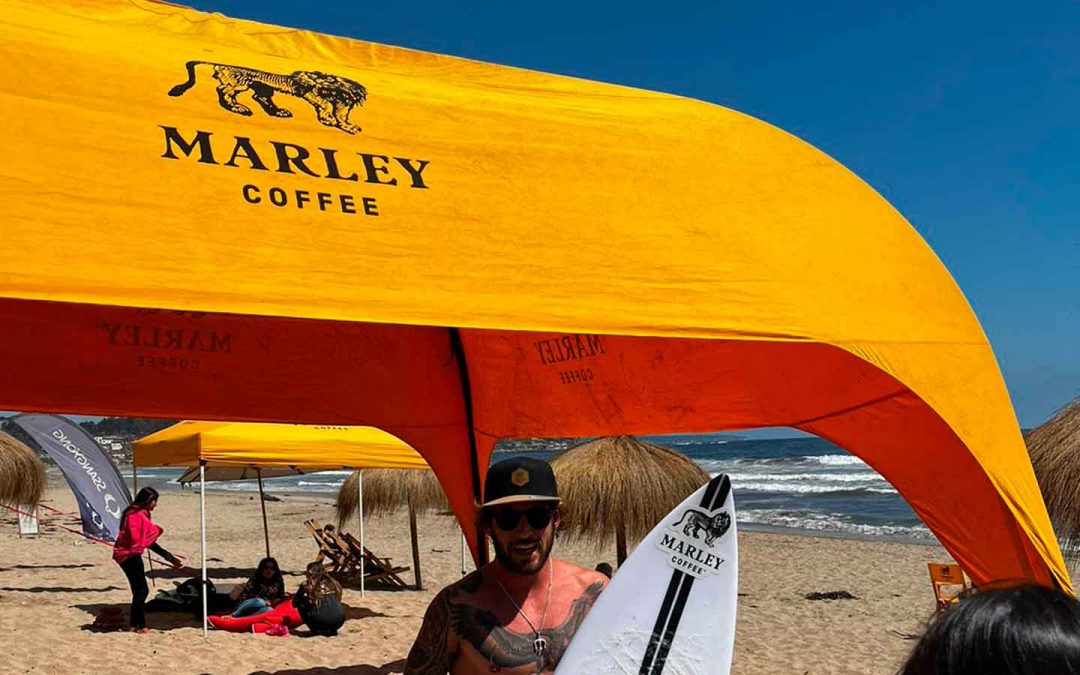 Día Internacional del Surf: la “religión” de Bob Marley se traslada a Chile de la mano de su hijo