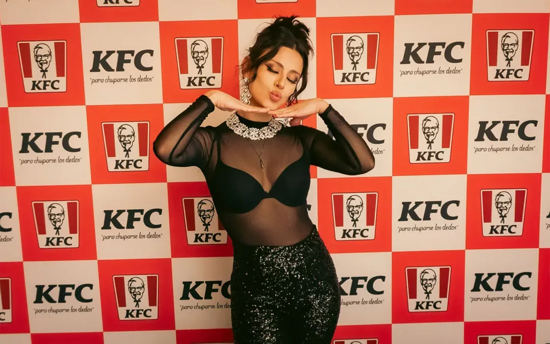 Karla Melo lanzó su disco y video clip en compañía de KFC