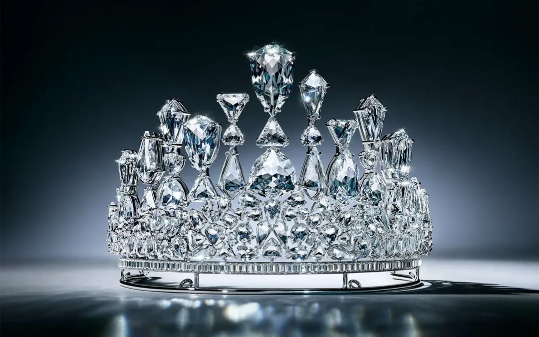 Swarovski presenta la tiara que iluminará el baile de la ópera de Viena 2024