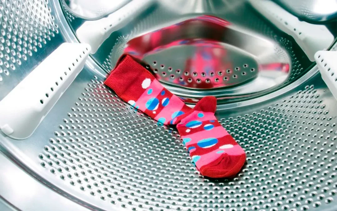 Día del calcetín perdido: ¿Se los traga la lavadora o tienen un destino secreto?