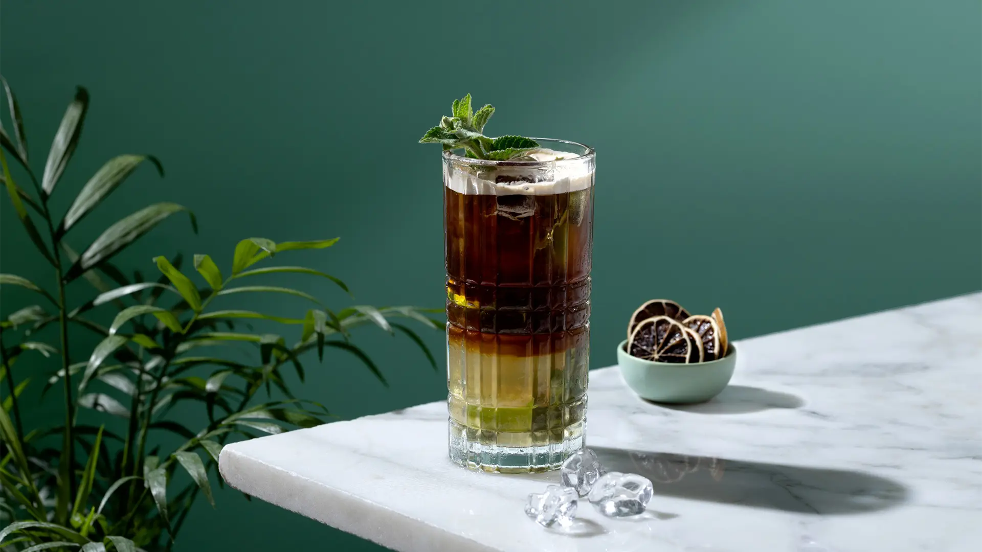 Brindemos con café: Cócteles y mocktails para esta primavera