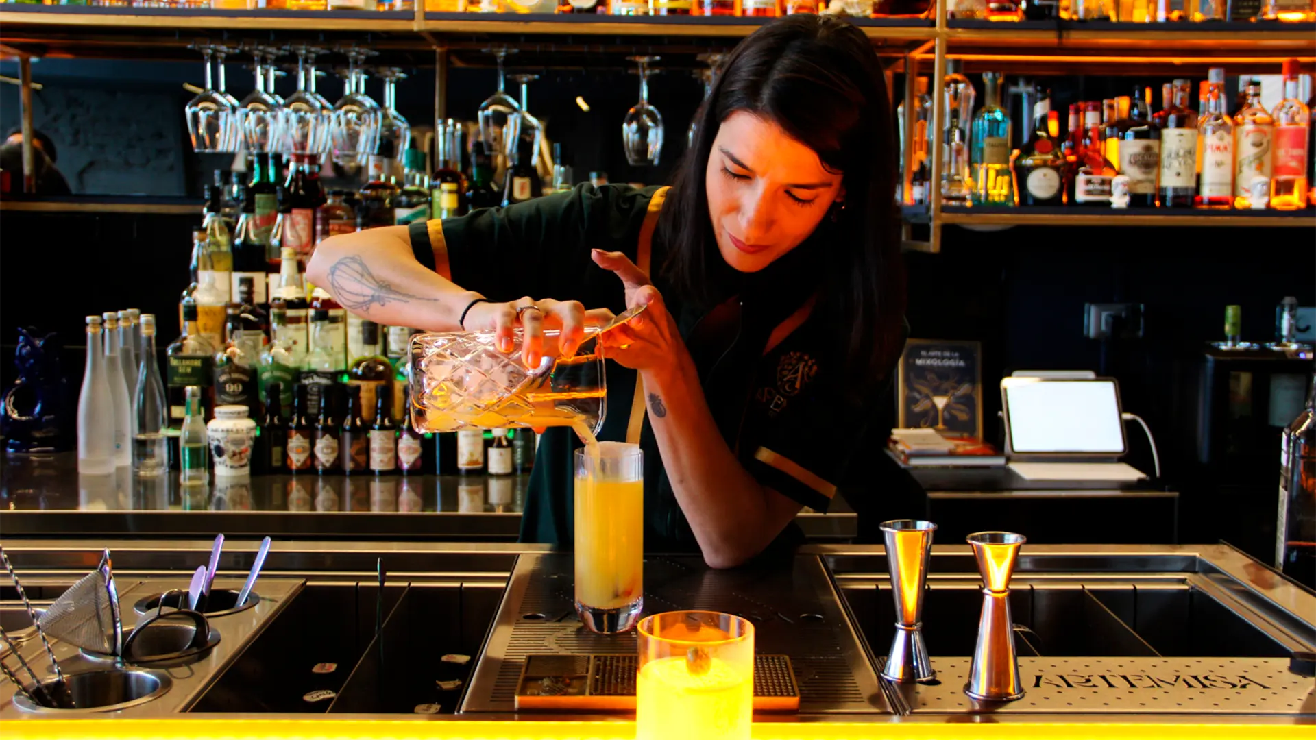Chile celebra el Día del Bartender con diversas actividades y un histórico impulso al pisco nacional