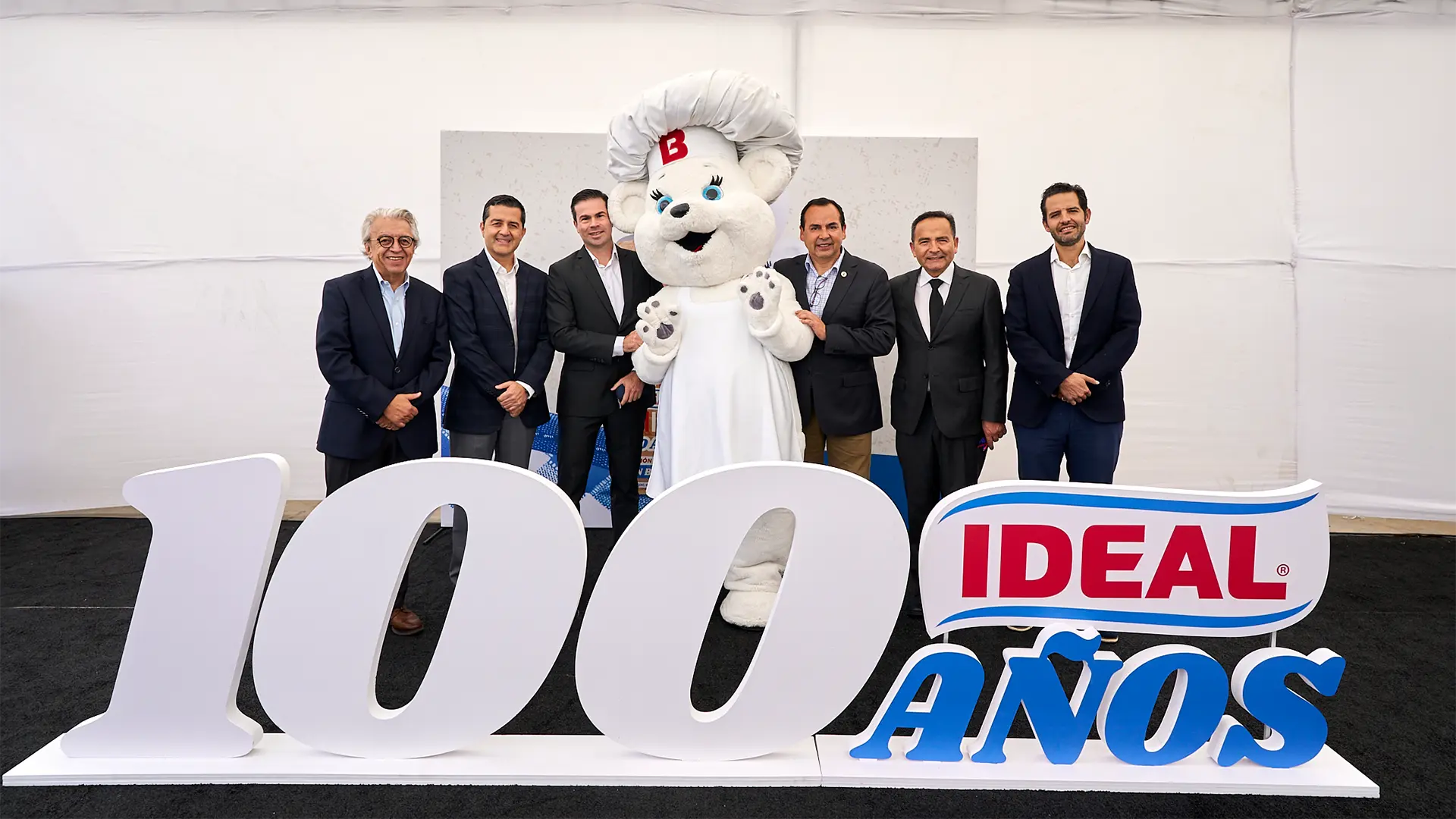 Ideal celebró 100 años alimentando recuerdos