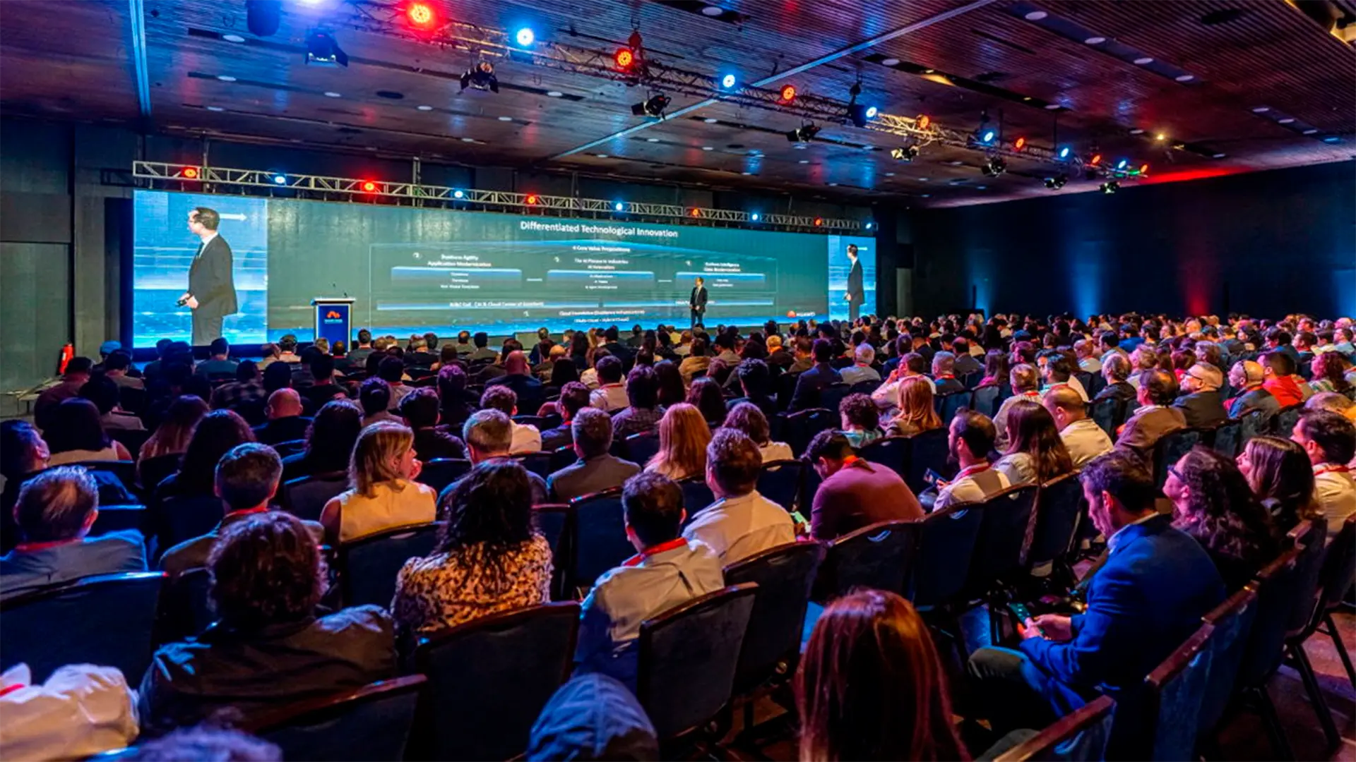 Huawei se fortalece como primera opción de Multi-Cloud para Chile y lanza nuevas soluciones de IA en la nube